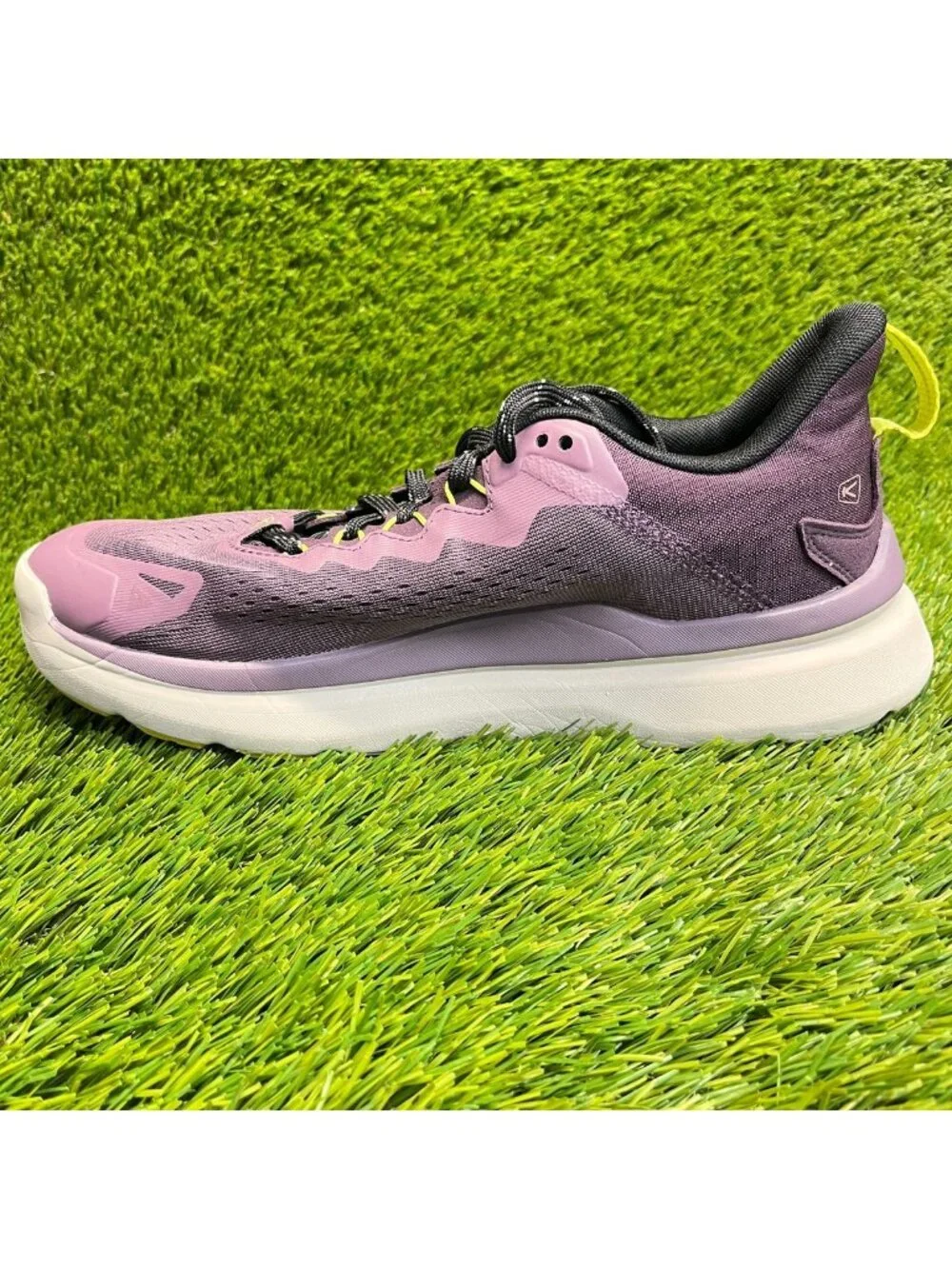 Keen WK450 Womens Size 9.5 Purple Black Running Walking Hiking Shoes Sneakers